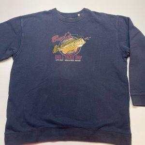 Embroidered Bait and Tackle Fish Crewneck Size L

l